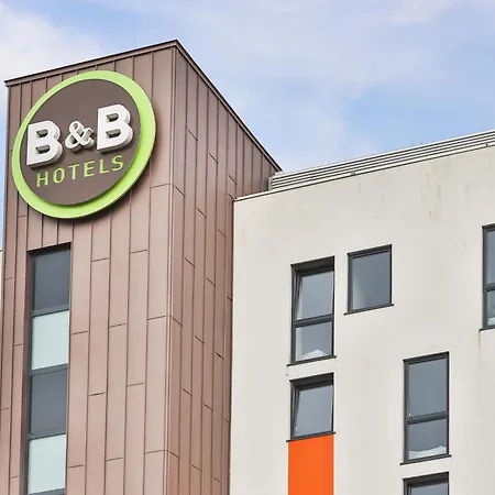 B&B HOTEL Les Herbiers-3