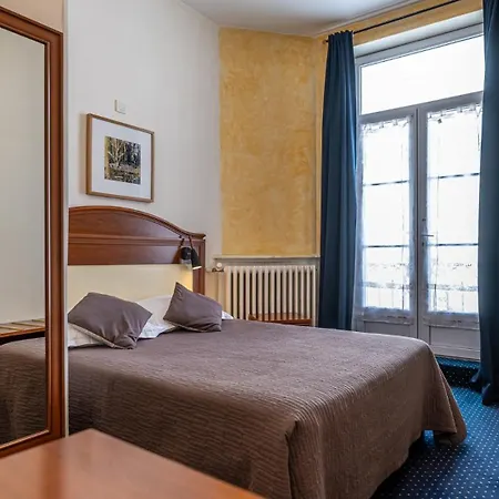 Logis Hotel Central-3