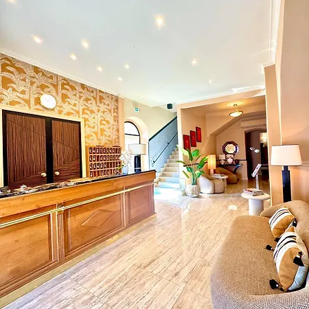 Hotel Restaurant Christophe Colomb-2