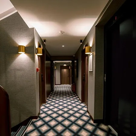 Urban Style Hotel Laperouse-3