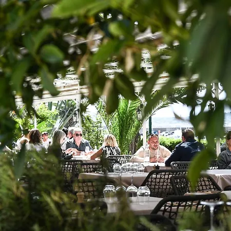 Hotel Les Palmiers-3