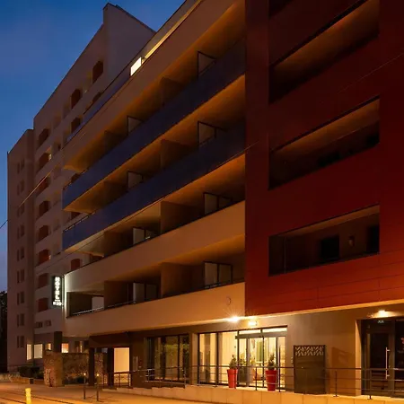 Best Western Hotel Fontaine Argent-3