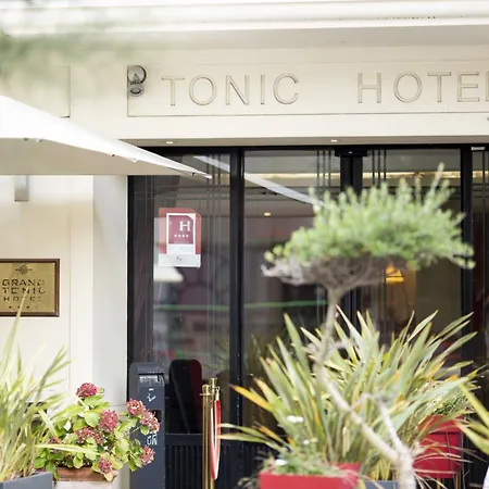 Grand Tonic Hotel & Spa Nuxe-2