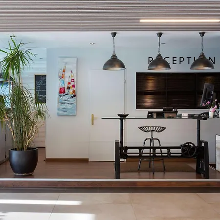 Best Western Plus Hotel Canet-Plage-2