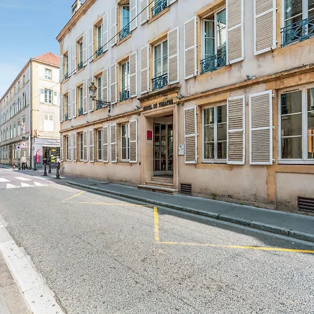 Hotel Du Theatre Centre Historique - Parking Souterrain Public Gratuit-3