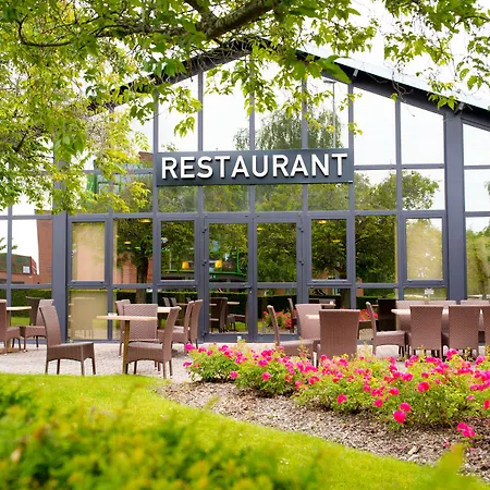 Brit Hotel Rennes St Grégoire – Le Villeneuve-2
