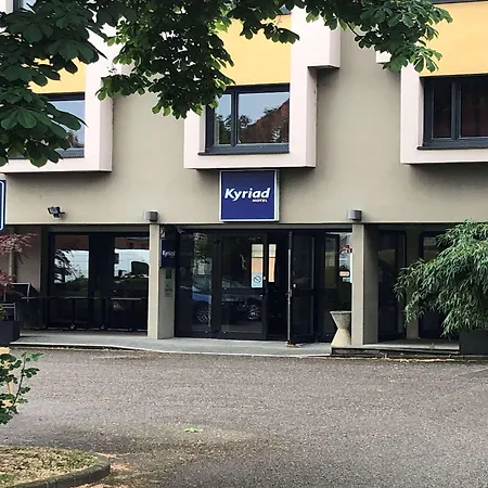 Kyriad Hotel Strasbourg Lingolsheim-3