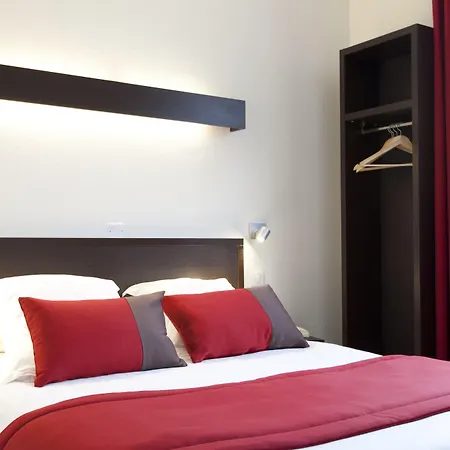 Logis Hotel Chateaubriand-3