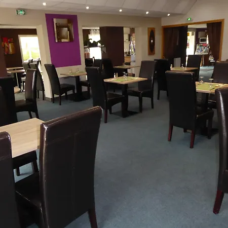 Hotel Le Cosy Blois Villebarou-3