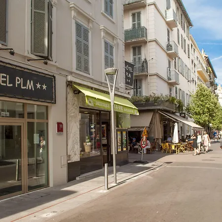 Hotel P.L.M.-3