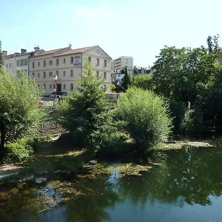 Hotel Du Moulin-3