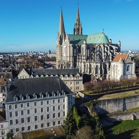 Hotellerie Saint Yves-3