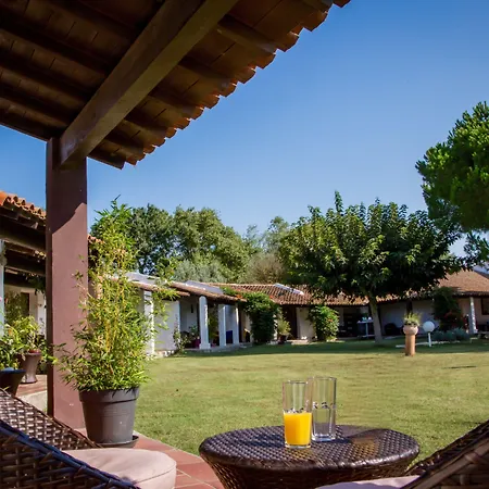 Hotel Mas Des Barres-3
