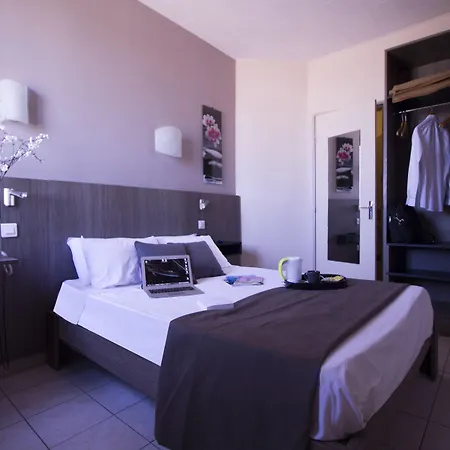 Le Strasbourg Hotel-2