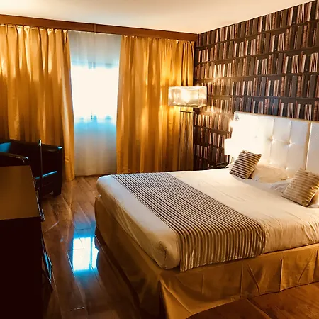 Grand Hôtel de Nîmes 4 étoiles-3