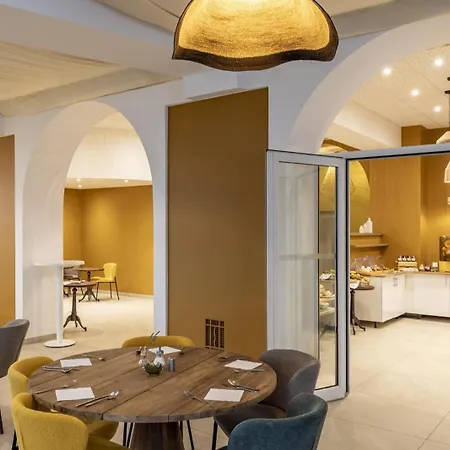 Best Western Plus Soleil et Jardin-2