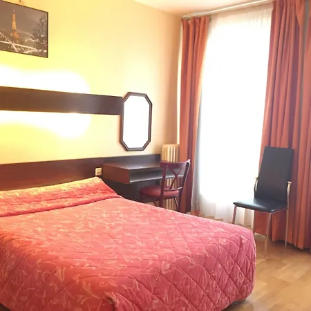 Hotel Des Pyrenees - Entre Bastille Et Nation-3