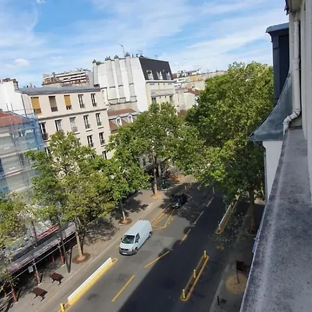 Hotel Des Pyrenees - Entre Bastille Et Nation-2