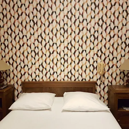 Saint Charles Hotel & Coliving Biarritz-3