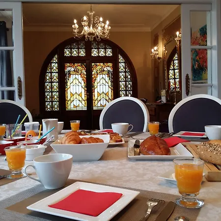 Le Castel Guesthouse-2