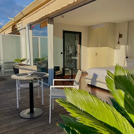 Hotel Cannes Centre Univers-3