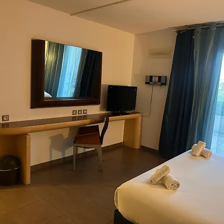 Logis Hotel La Fauceille-3