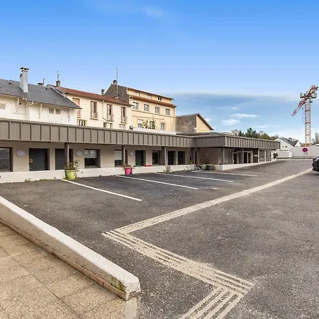 B&B HOTEL Lourdes Centre Gare 3 étoiles-2