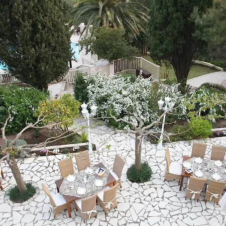 Hotel Villa La Cheneraie-2