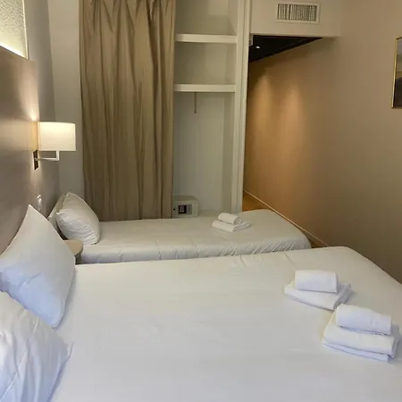 Hotel D'Orsay Grand Matabiau-3