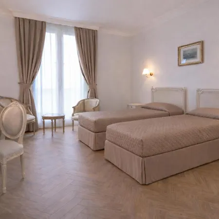 Grand Hotel Moderne-2
