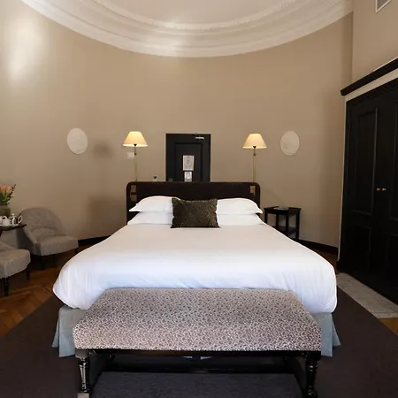 Le Cavendish-3