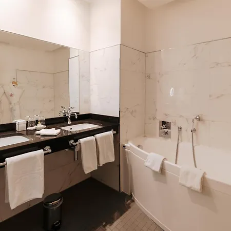 Hotel & Spa Le Bouclier D'Or-3