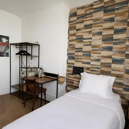 Hôtel La Porte Saint Pierre-Logis Hôtel Intra Muros RÉNOVÉ en 2026-2