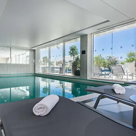 Golden Tulip Marseille Euromed-2