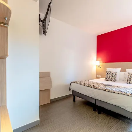 Sure Hotel By Best Western Saint-Raphael Le Dramont-2