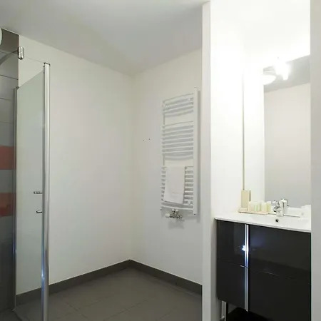 Aparthotel Adagio Access Massy Palaiseau-3