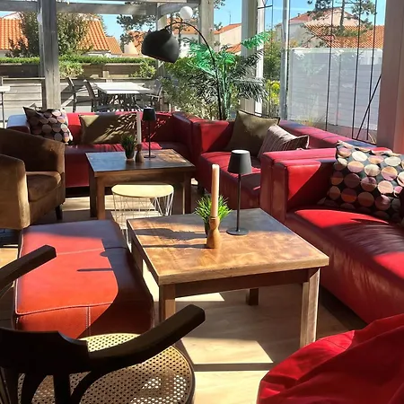 Les Cols Verts - Logis Hotels-2