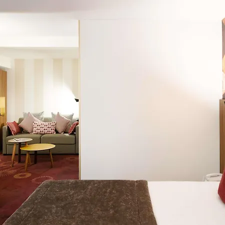 Mercure Lyon Centre Plaza Republique-3