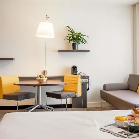 Novotel Suites Cannes Centre-3