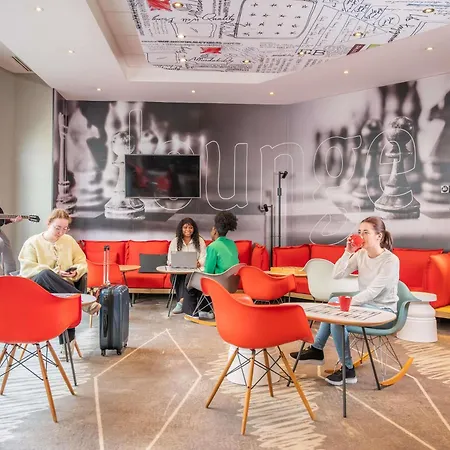 Ibis Nantes Centre Tour Bretagne-2