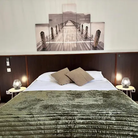 Logis Hotel L'Oliveraie-2