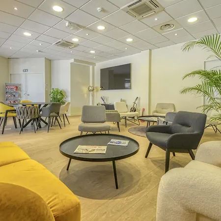 Ibis Cholet-3