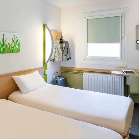 Ibis Budget Courbevoie Paris La Defense-3