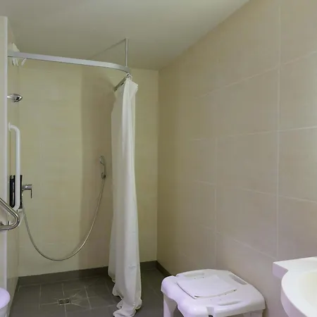 B&B Hotel Marne-La-Vallee Torcy Gare 3 Etoiles-3