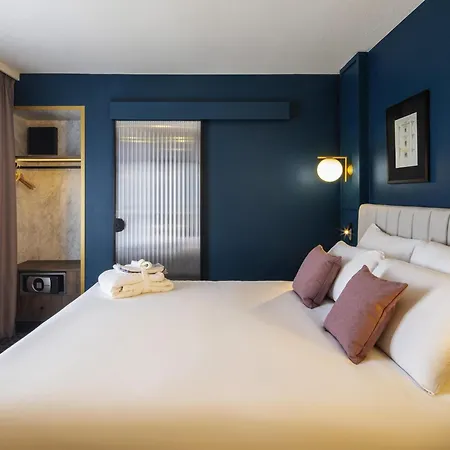 Mercure Versailles Chateau-3