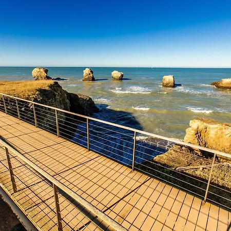 ibis Styles St Gilles Croix de Vie centre-ville-3