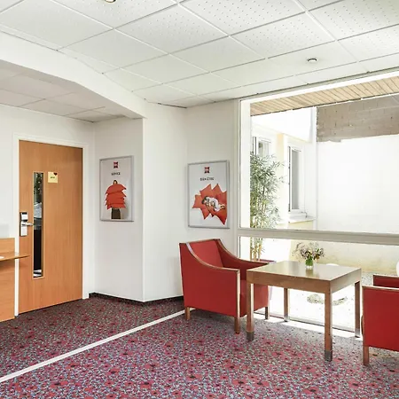 Ibis Chartres Ouest Luce-2
