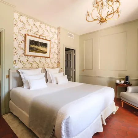 Chateau De Fonscolombe - Relais & Chateaux-2