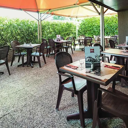 Ibis Montbeliard-3