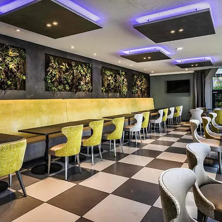 Novotel Orleans Saint Jean De Braye-3